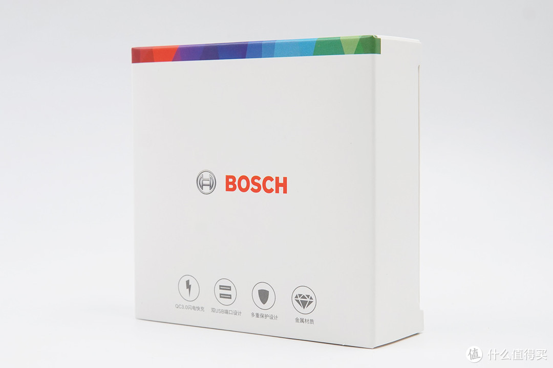 拆解报告：BOSCH博世SC380A双USB口车载充电器