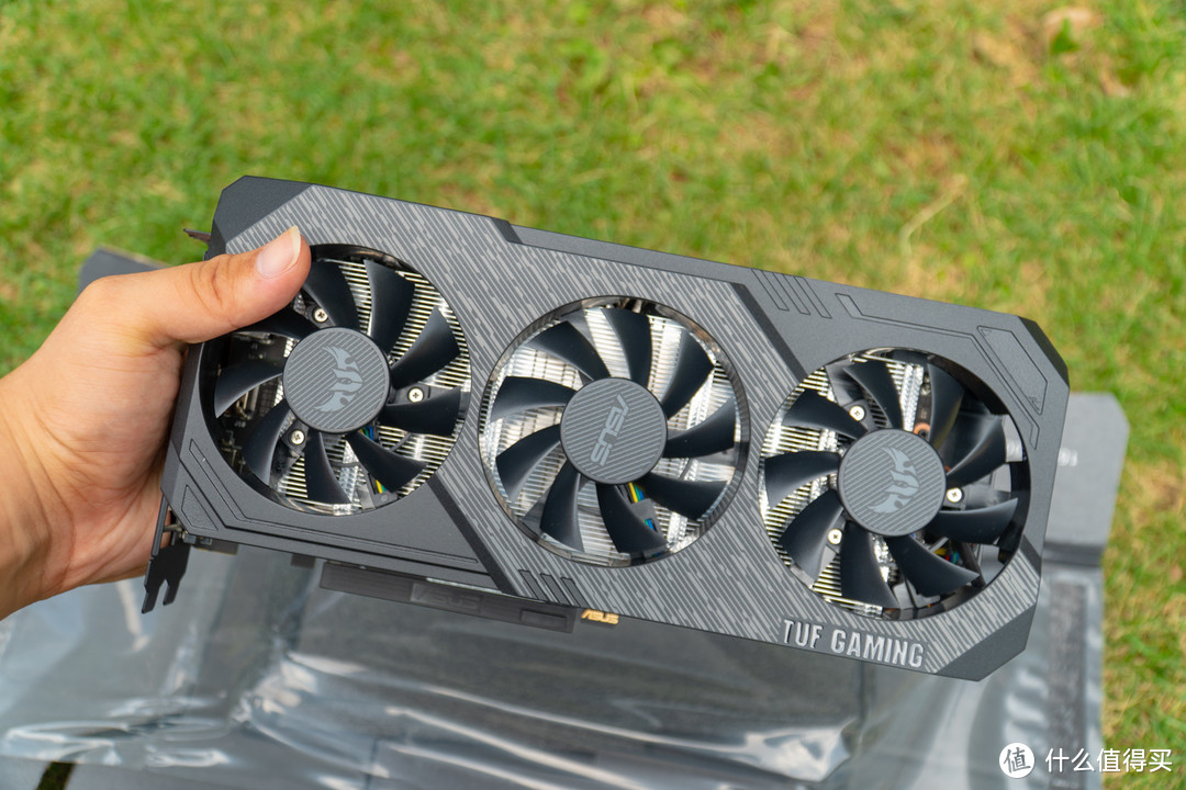 1900MHz满载仅65℃，华硕 TUF Gaming X3 GTX1660 OC版开箱简评