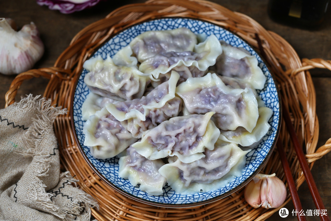 这菜老外拿来做沙拉，其实还能包饺子，颜值高味道好，吃着真过瘾