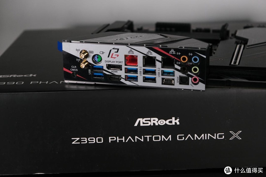 最便宜的旗舰级电竞主板 — ASRock Z390 Phantom Gaming X