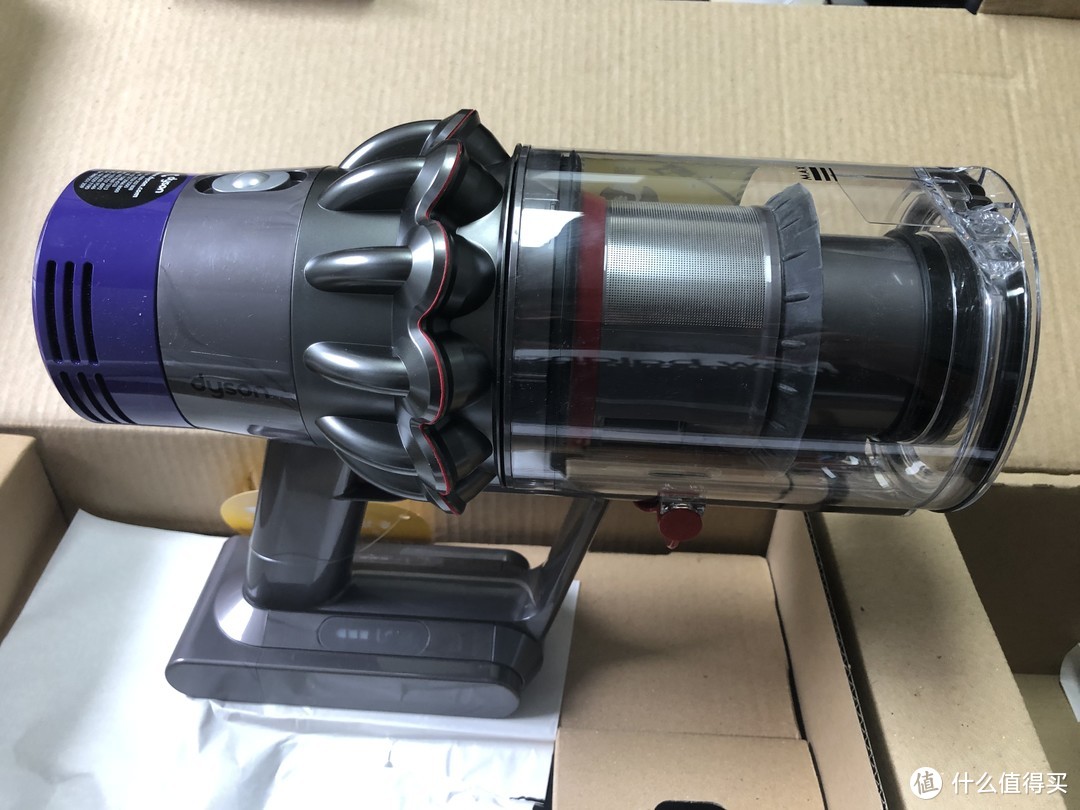 是信仰欠费？还是真的值得买——戴森(Dyson)V10Absolute吸尘器开箱记