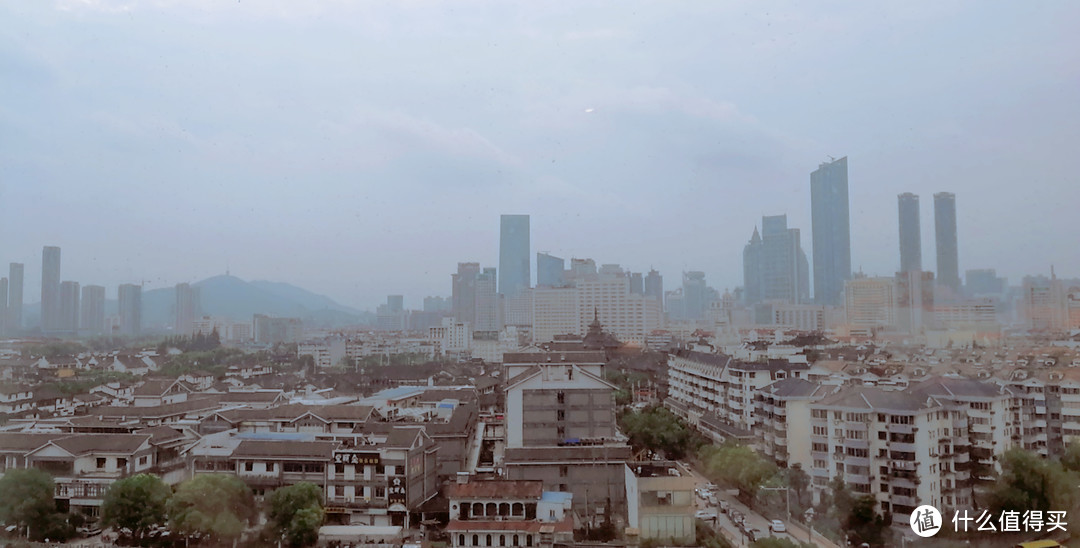 酒店窗台看出去的风景