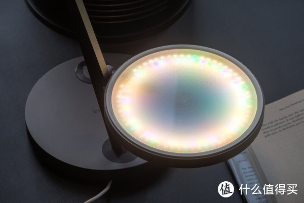 第一次拥有了能发出自然光线的 LED 光源 — thinkplus 自然光谱台灯