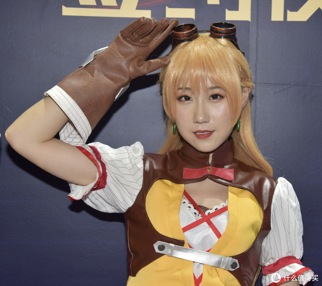 老司机逛2019Chinajoy-小姐姐、手办、攻略：你想要的都在这里