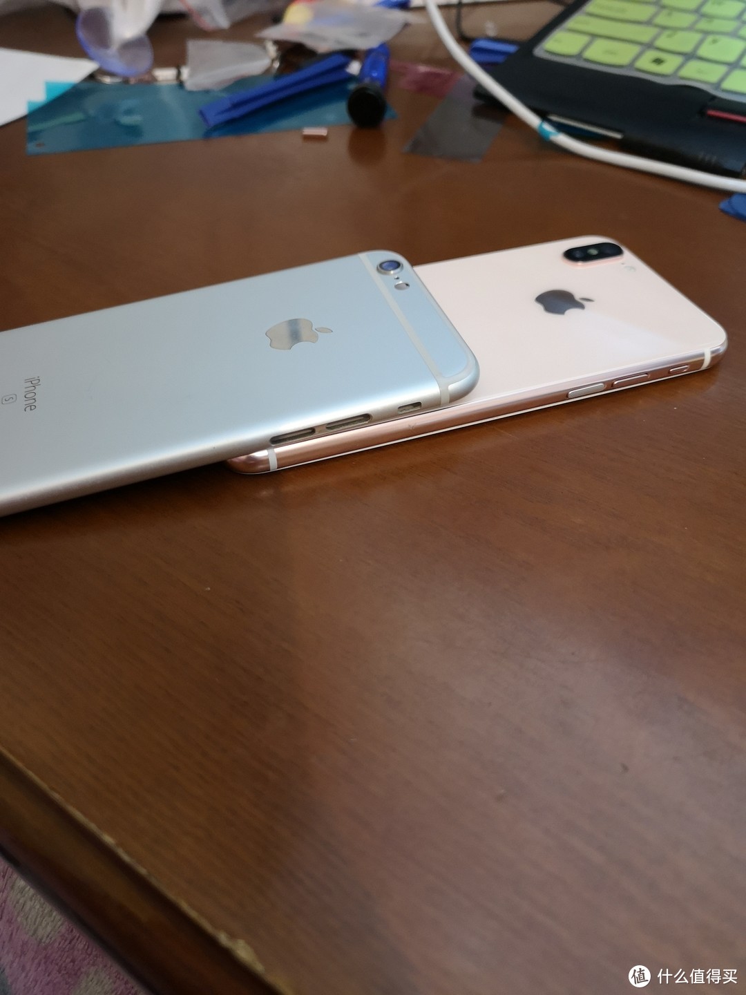 iPhone 6s 变身迷你xs 换后盖+换电池