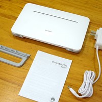 华为4G路由2 Pro外观展示(面板|天线|指示灯|功能口|卡槽)