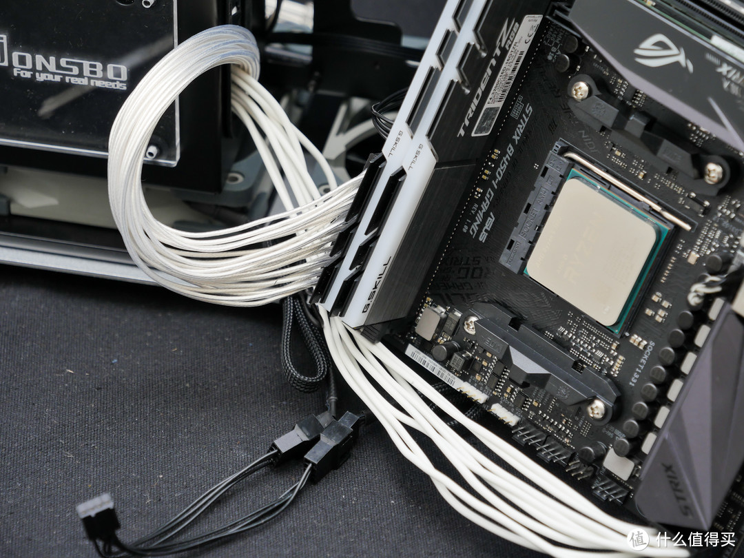 我的ITX换新升级：乔思伯A4水冷机箱+R5 3600 RX5700升级装机