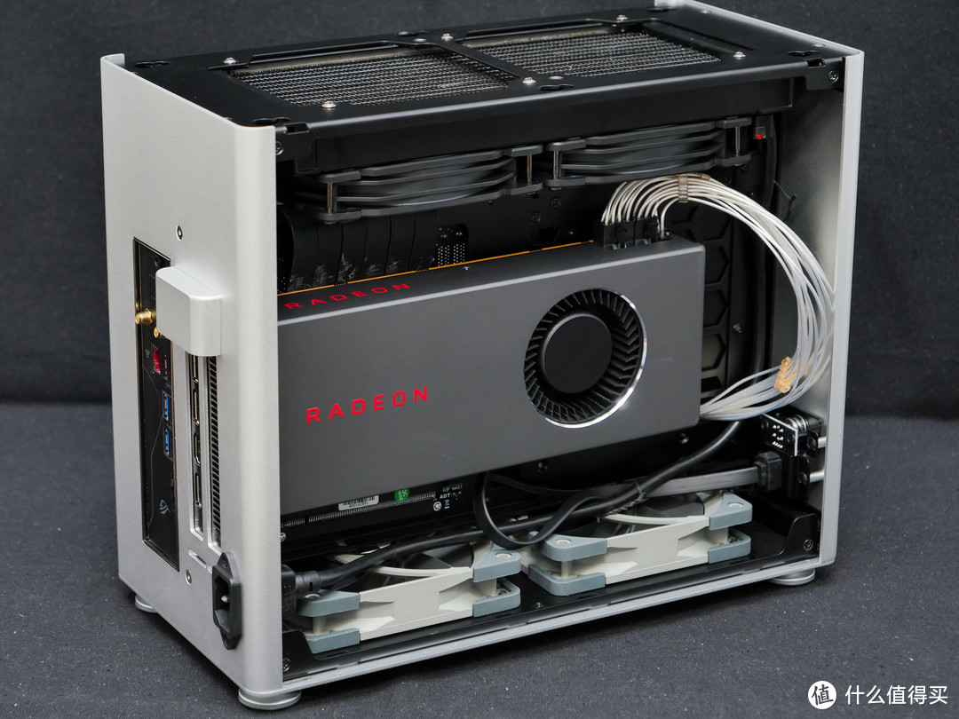 我的ITX换新升级：乔思伯A4水冷机箱+R5 3600 RX5700升级装机