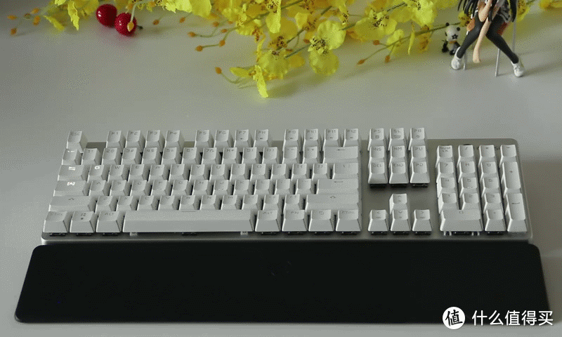 合适自己的才是最好的，全金属小鸡GK300双模无线机械键盘，简单但好用