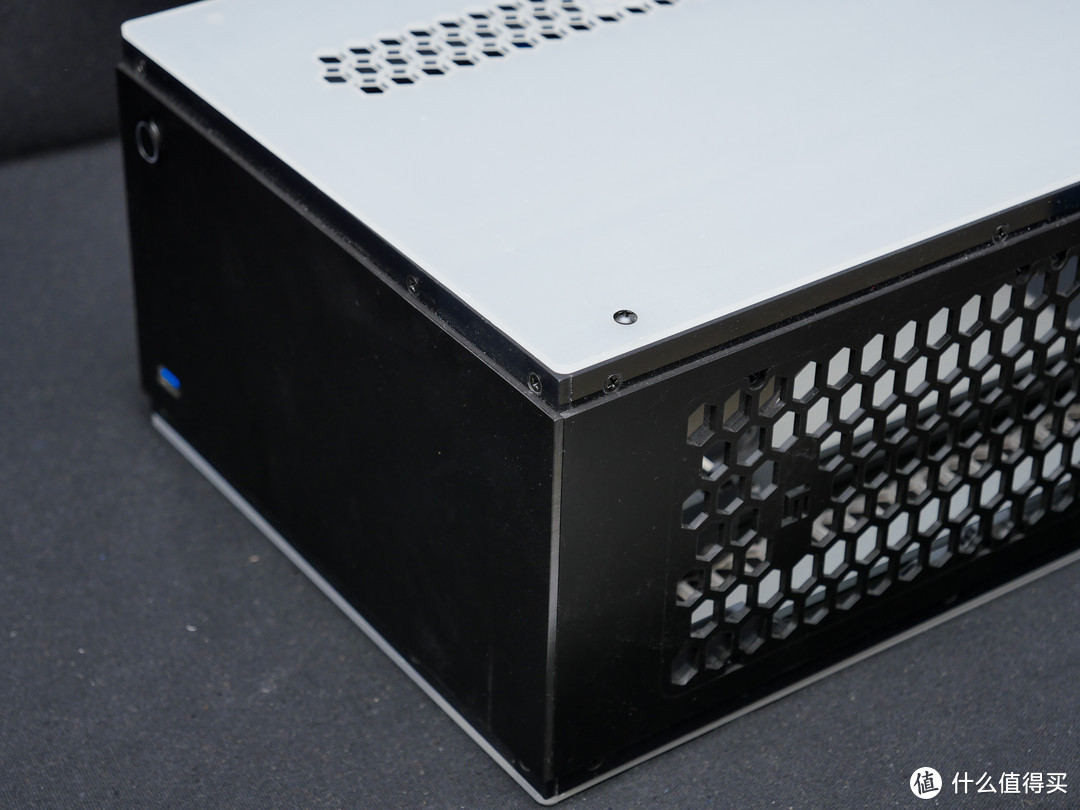 我的ITX换新升级：乔思伯A4水冷机箱+R5 3600 RX5700升级装机