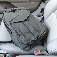 Filson经典双肩包外观展示(肩带|面料)