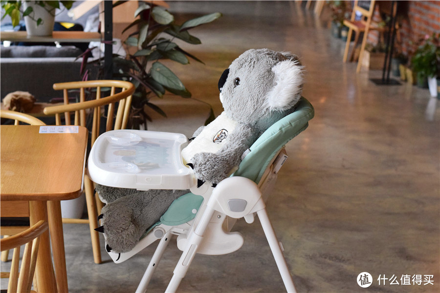 光头准奶爸购物记篇一：入手小米有品新出的499元儿童餐椅，为即将出生的宝宝先备着