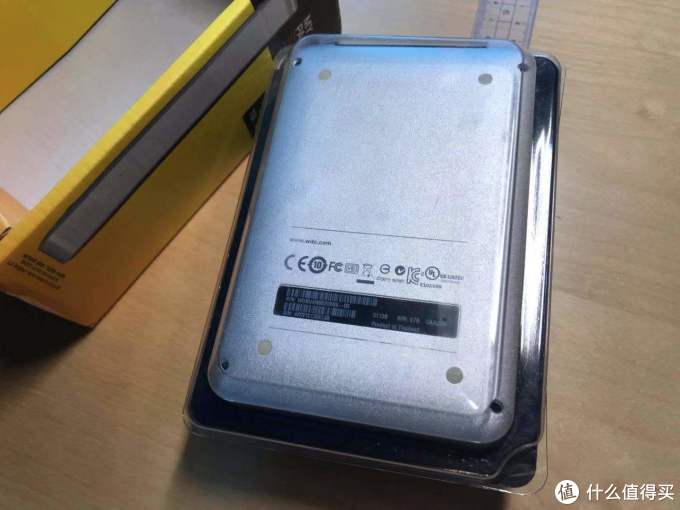 终于到手 是跟苹果一样的阳极氧化工艺