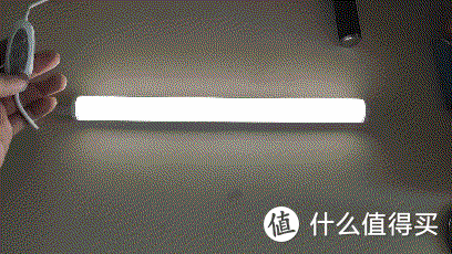 多种方案的可移式灯具：松下LED线条灯（酷毙灯）HHTQ0450开箱晒单