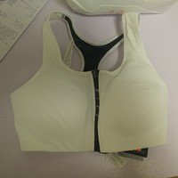 Nike AT4295女士运动内衣外观展示(吊牌|设计|面料|胸垫|拉链)
