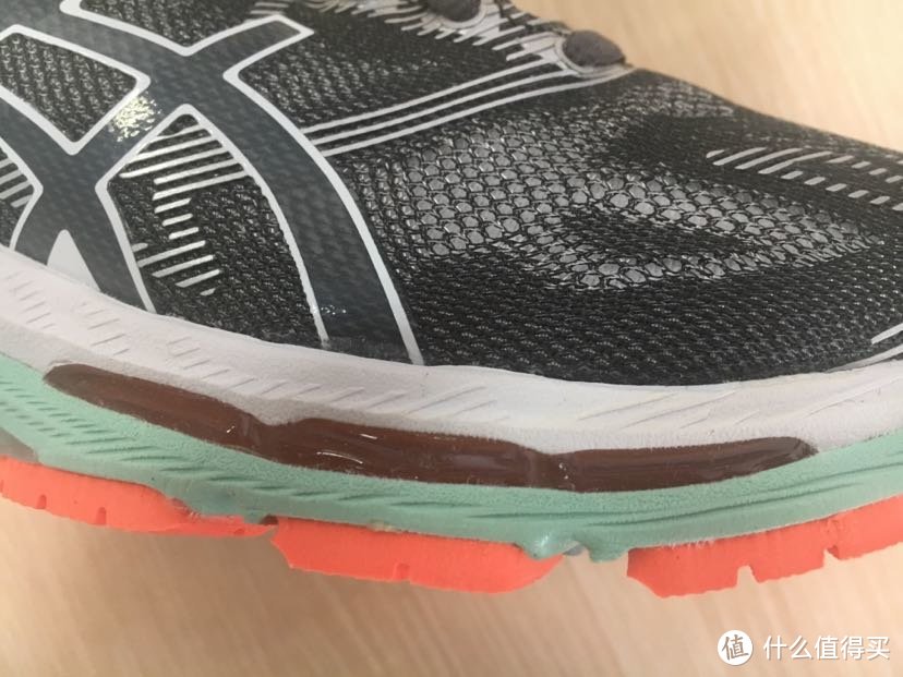 赚了一个亿——跑鞋之王Asics gel-nimbus 19简单开箱