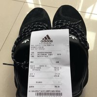 阿迪达斯男士休闲鞋外观展示(鞋带|网眼|走线)