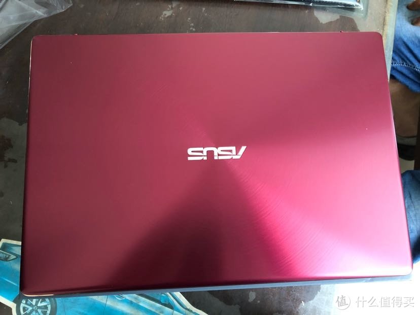 Asus UX391 灵曜X i5 8G开箱➕中文语言安装