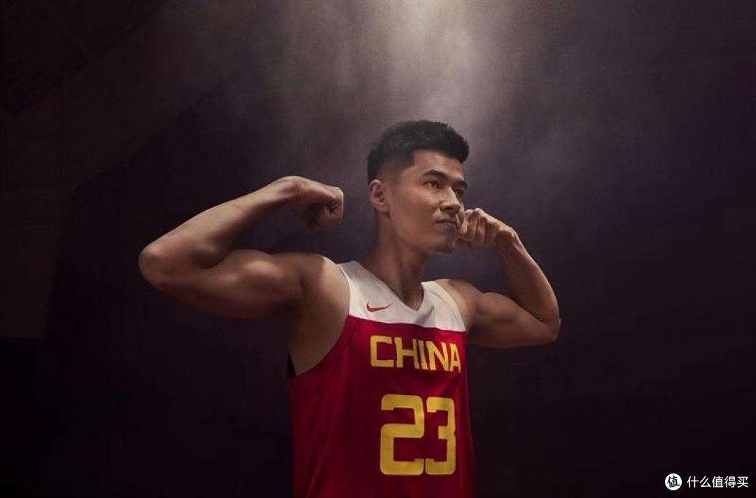 出手即证明耐克新装助力中国男篮出征世界杯