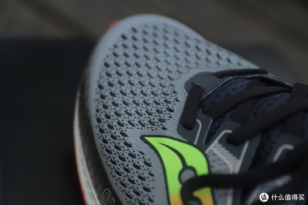 穿上感觉漫步云端 Saucony索康尼  TRIUMPH ISO 5缓冲缓冲跑鞋体验