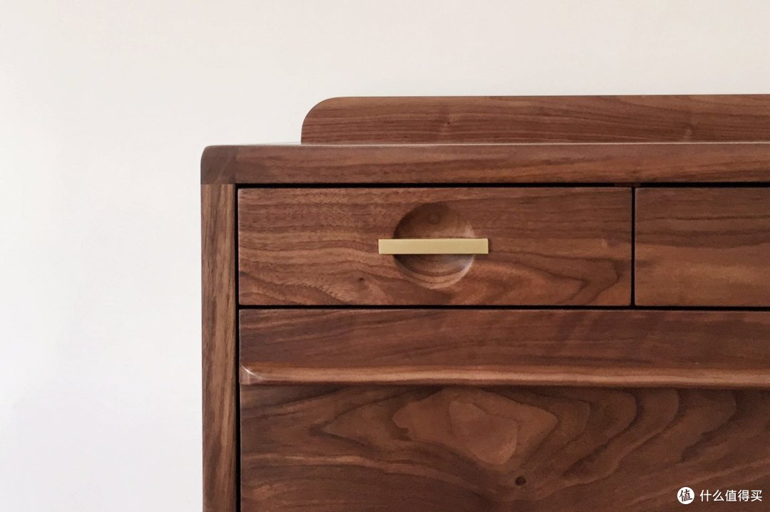 黑胡桃斗柜一角，丘山手工家具