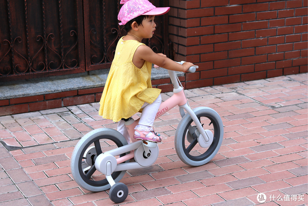 小米布局童车市场，米兔儿童自行车亮点颇多，799元值得买吗？