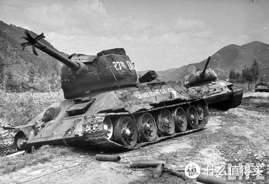 朝鲜战争中，被联合国军击毁的朝鲜人民军的T-34/85