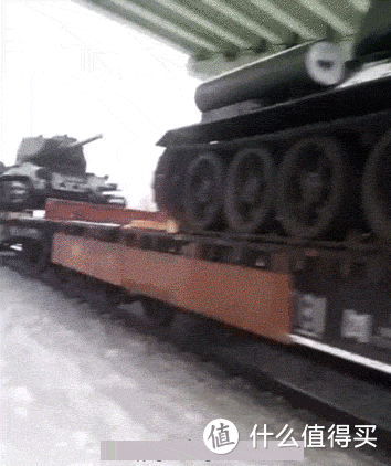 FOV 1:32 T-34/85 中型坦克