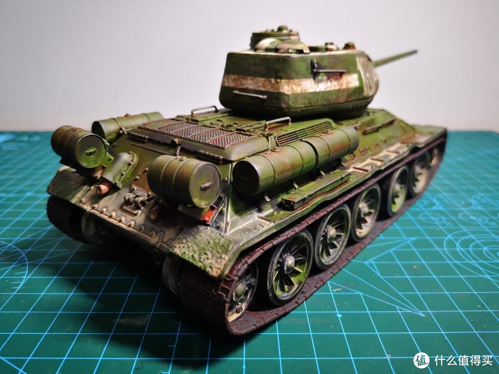 FOV 1:32 T-34/85 中型坦克