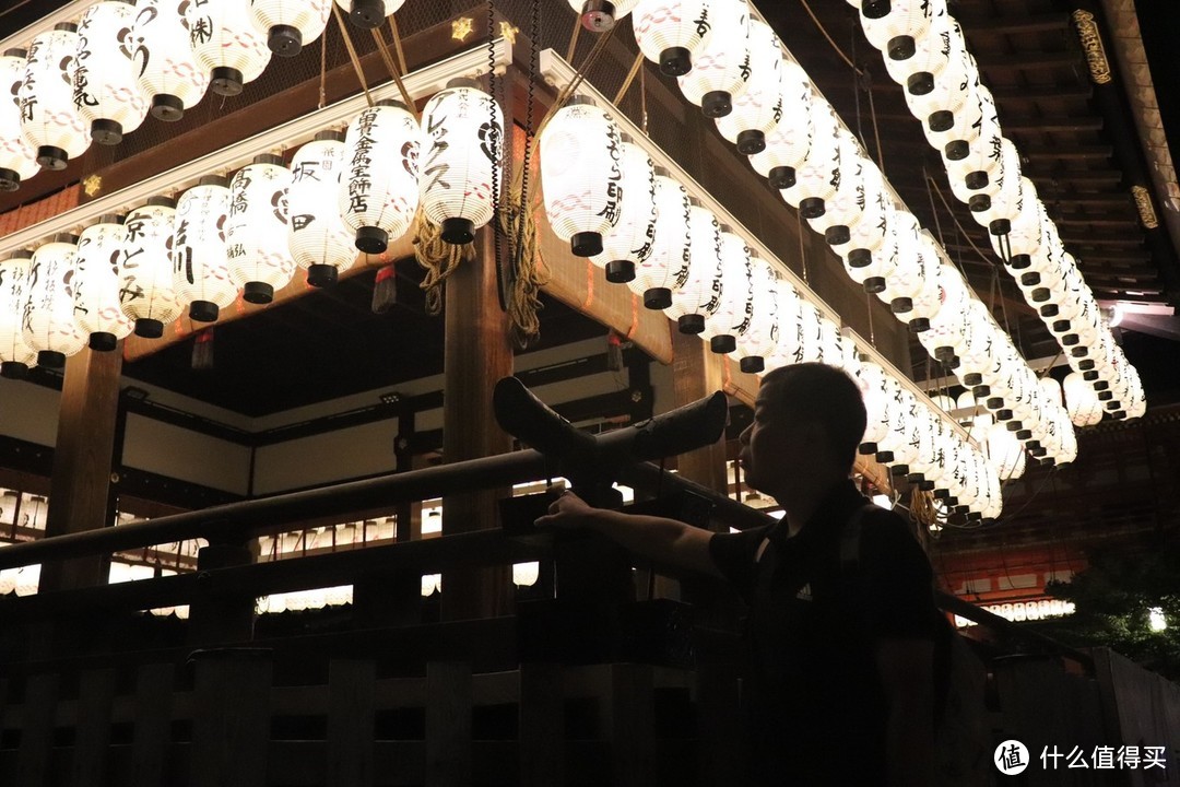 夜色下的八坂神社　拍摄地点：京都