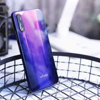 老年机的价格，旗舰机的体验——vivo Z5 智能手机