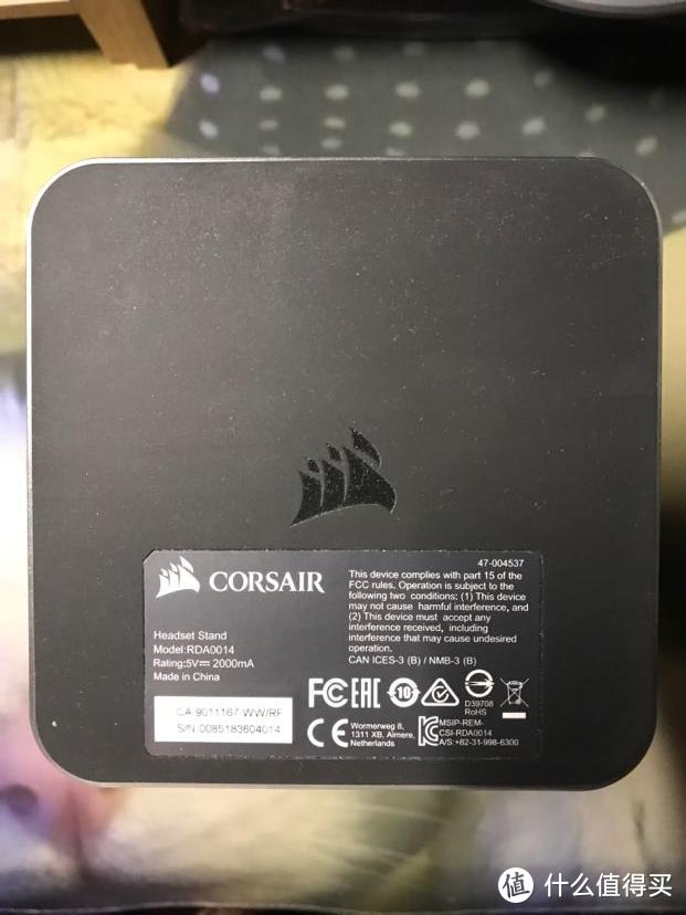 海盗船的RGB耳机架，Corsair ST100开箱体验