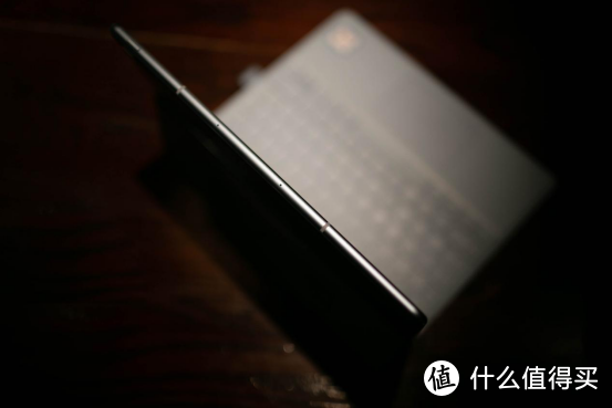 灵活的随身好助手，Matebook E让你从容面对工作