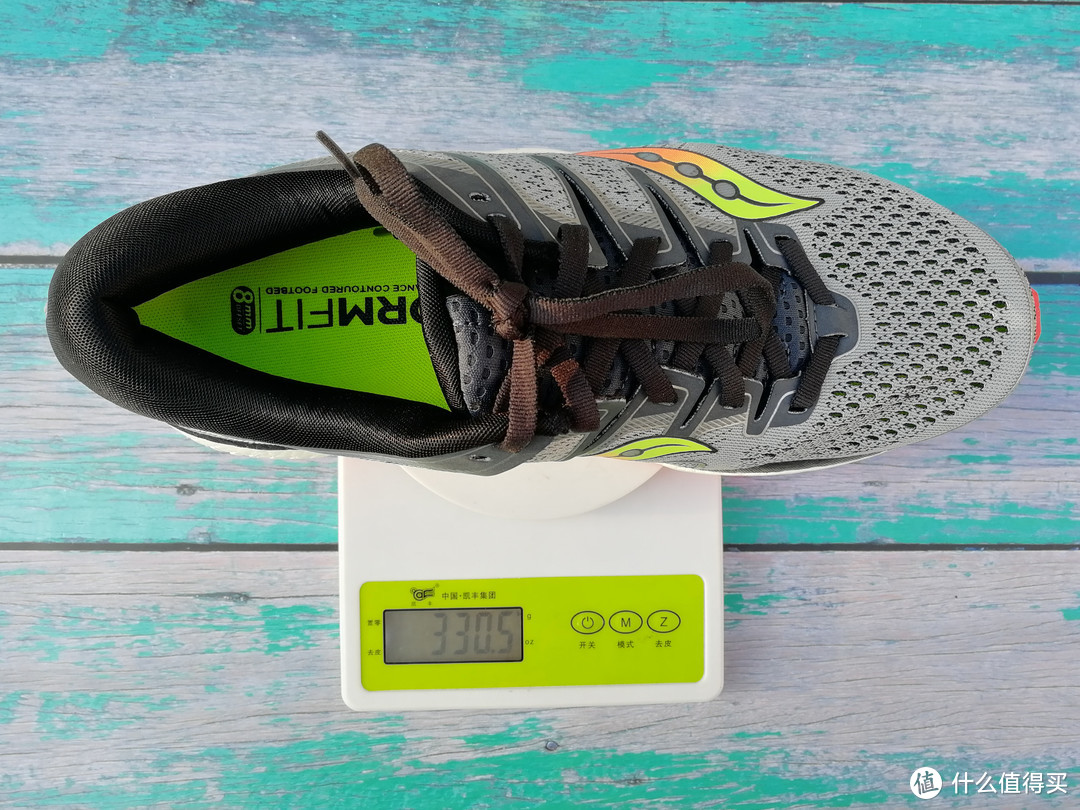 强势归来的“小河”--Saucony索康尼 Triumph iSO 5 跑鞋测评