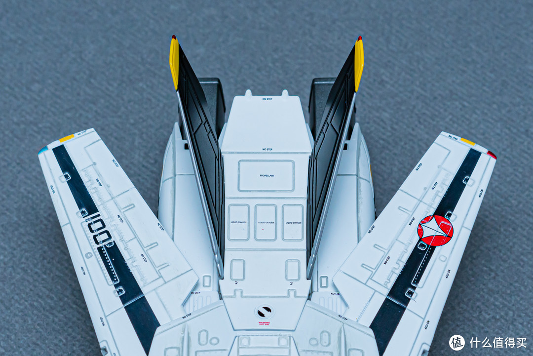 Ride of the Valkyries，Calibre Wings VF-1S 战机模型