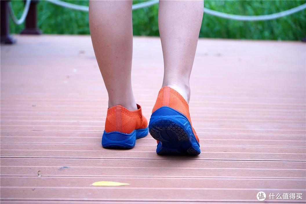 清爽透气，这个夏天让你的双脚不在难过---gts+舒适袜套休闲鞋