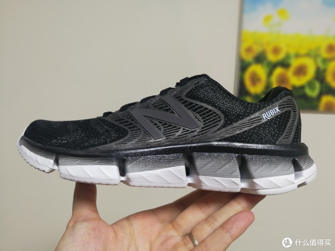 介四你没有碗过的船新版本——New Balance 旗舰支撑跑鞋 Rubix 开箱