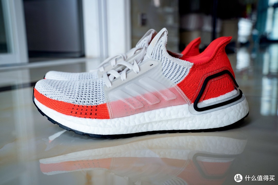 出街好鞋——阿迪达斯 UltraBOOST 19m 双开