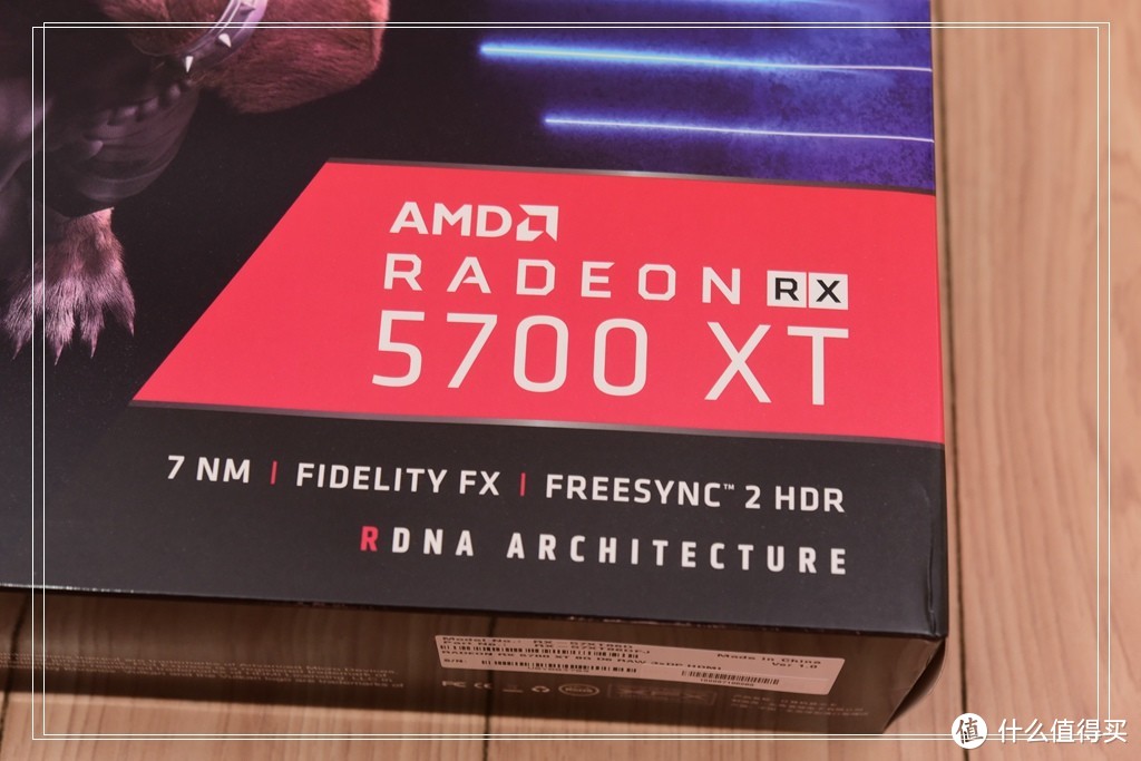 AMD新显卡与INTEL处理器更配？讯景RX 5700XT黑狼版评测！