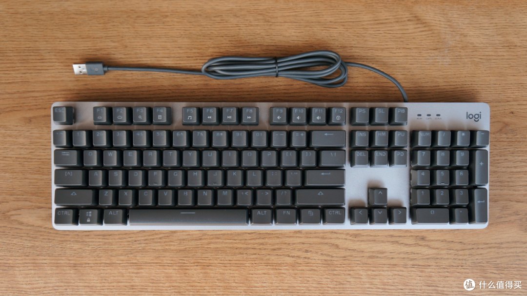 简约不简单,低调有内涵——logitech 罗技 k845 背光机械键盘