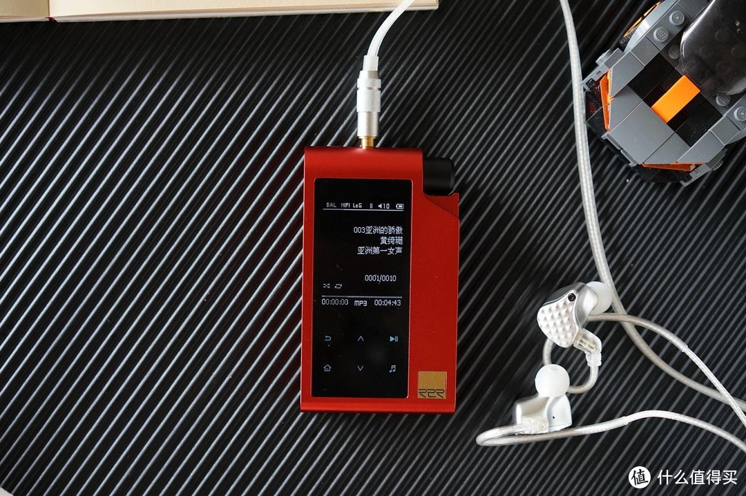 听响与想听的区别：HIFIMAN R2R2000 红衣太子Hi-Fi播放器使用评测