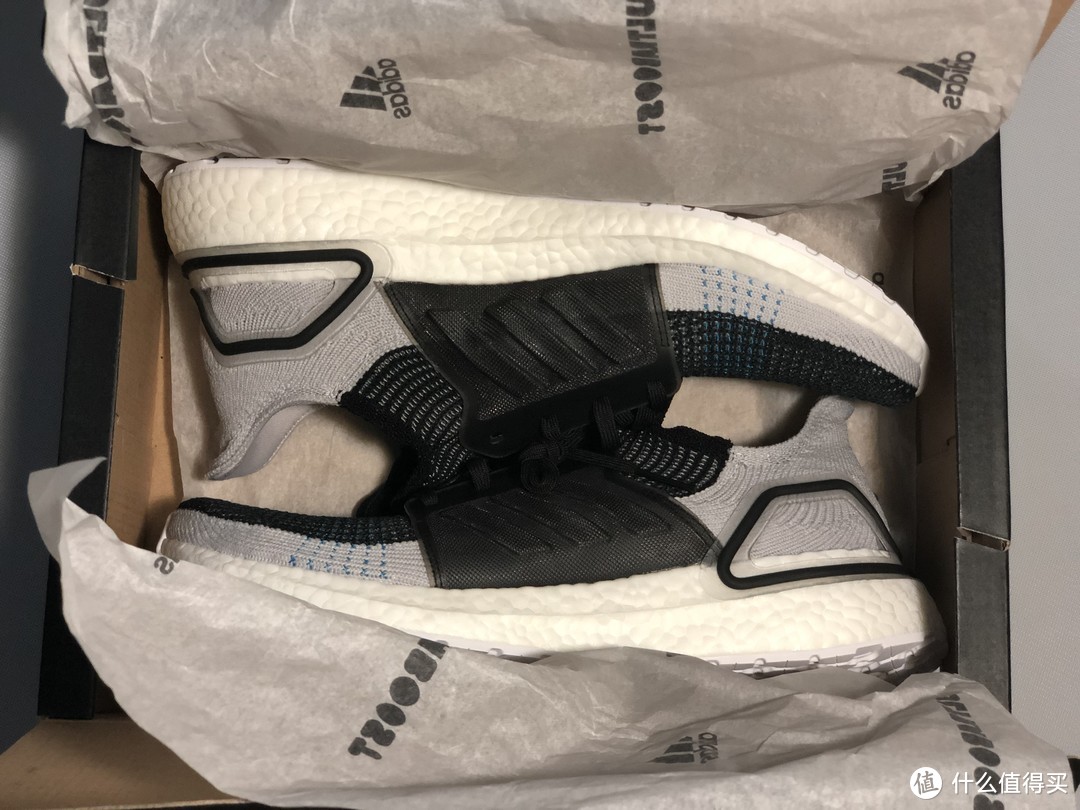 我的第一双UB——304元的Adidas 阿迪达斯 UltraBOOST 19抢购经历及开箱