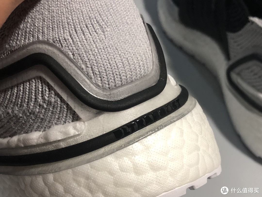 我的第一双UB——304元的Adidas 阿迪达斯 UltraBOOST 19抢购经历及开箱