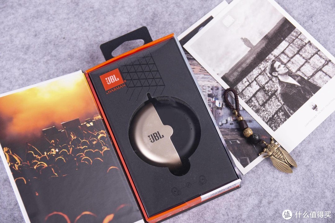 JBL C330TWS无线耳机上手简评