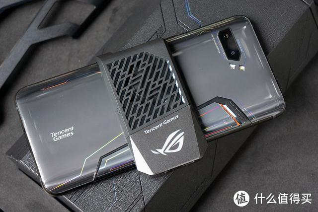 游戏要有“信仰之光”，ROG Phone2手机顶配版开箱体验