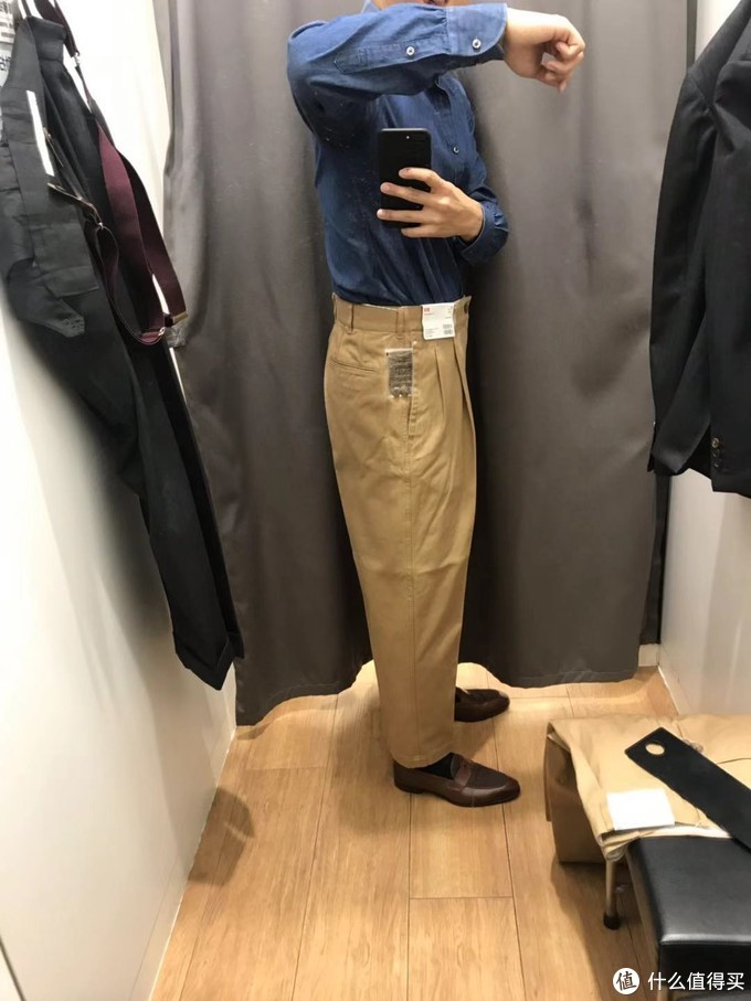 今年的男裤流行直阔挺——一条好西裤的选购指南