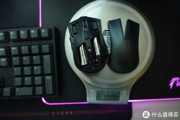 ROG STRIX CARRY灵刃抢先开箱评测