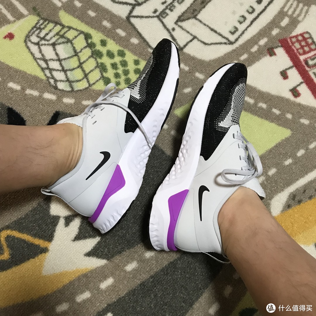 Nike Odyssey React Flyknit 2跑鞋