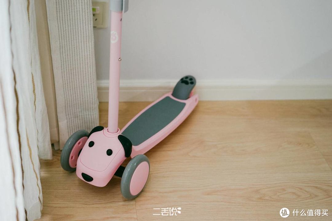 孩子玩耍标配的滑板车，好看好用还得安全