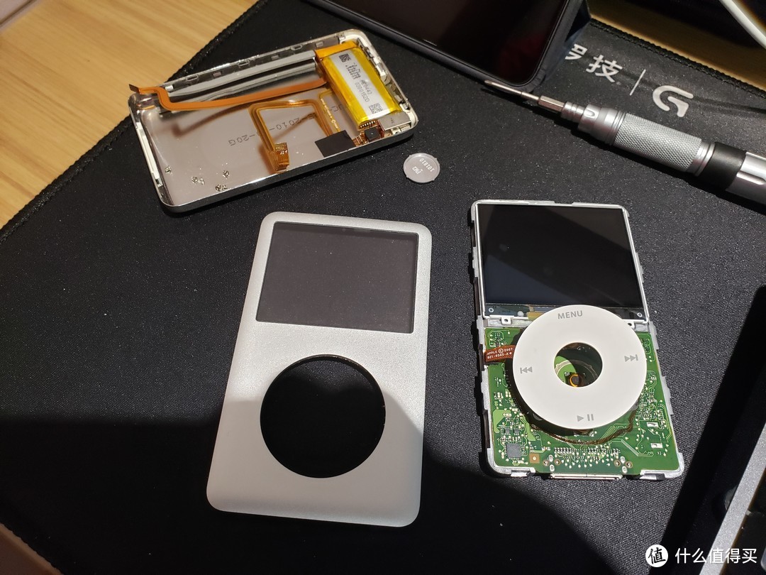 为情怀折腾 ipod classic 换tf卡 （无损拆机篇）